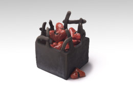 begrenzte Liebe, H 16 cm, Keramik, Raku